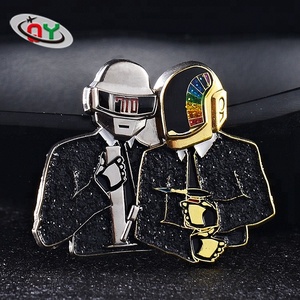 2019 de <span class=keywords><strong>alta</strong></span> calidad de oro <span class=keywords><strong>gay</strong></span> esmalte Premio personalizado Pines de solapa para hombre - Product Image 6