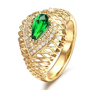 moda hermosa joyería de piedras preciosas Vintage elegante de cobre puro diamante circón chapado en oro anillo de piedra verde - Product Image 1