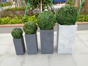Maceta rústica de fibra de vidrio para jardín al aire libre duradera de alta resistencia fabricada en China - Product Image 4