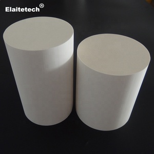 Substrat catalytique en céramique en nid d'abeille de cordierite 400 <span class=keywords><strong>CPSI</strong></span> 600 <span class=keywords><strong>CPSI</strong></span> 900 cellules pour convertisseur catalytique - Product Image 2