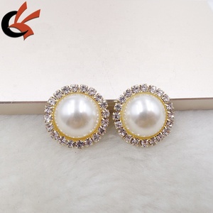 Hete Verkoop 20Mm Kleine Vergulde Parel Strass Kristallen Broches - Product Image 3