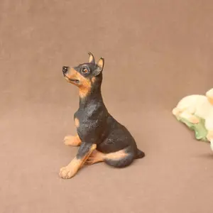 Patung Anjing Resin Kustom Patung Doberman