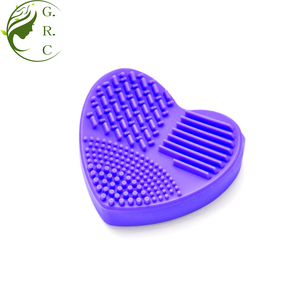 Tapis de nettoyage <span class=keywords><strong>pour</strong></span> <span class=keywords><strong>pinceaux</strong></span> de <span class=keywords><strong>maquillage</strong></span>, nouveau Design de cœur, en Silicone, 1 pièce - Product Image 2