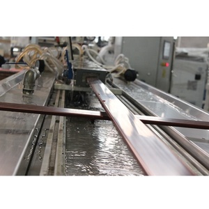 Ligne de production d'extrusion de plinthes en <span class=keywords><strong>mousse</strong></span> de PVC WPC - Product Image 5