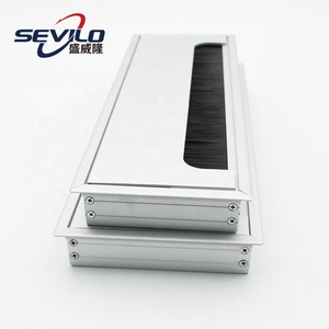 Scrivania Rettangolare Moderna per Ufficio con Passacavi in Lega di Zinco e Copertura Foro per Gestione Cavi Home Office - Product Image 6