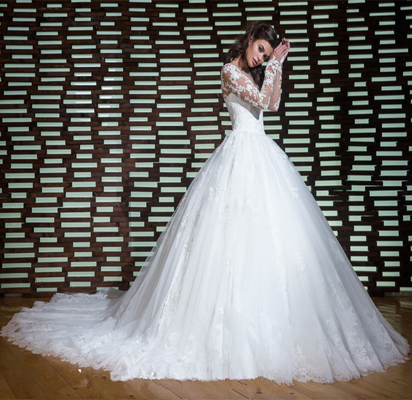 vestido de boda musulmán blanco tradicional y contemporánea