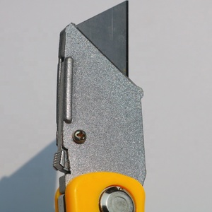 Coltello Pieghevole Personalizzato all'Ingrosso con 5 Lame Intercambiabili - Product Image 5