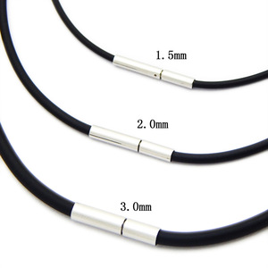 Venta al por mayor de collar de cordón de goma negro sin níquel ambiental 1,5mm/2mm/3mm/4mm 40cm 50cm 60cm con cierre de acero inoxidable - Product Image 3
