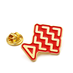 Personalizado chapado en oro pez <span class=keywords><strong>rojo</strong></span>, pin de solapa de esmalte - Product Image 3
