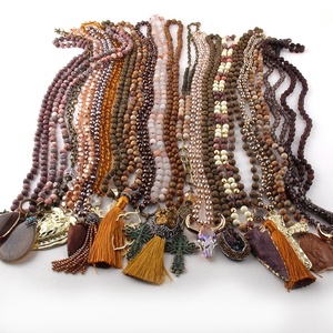 Collar de toro para mujer, 20 piezas, mezcla de diferentes diseños, piedra Natural, cristal, Cruz, Gecko, flecha, abalorio, conjunto de collar con borlas - Product Image 1