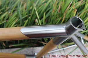 Cuadro <span class=keywords><strong>de</strong></span> <span class=keywords><strong>bicicleta</strong></span> <span class=keywords><strong>de</strong></span> titanio y bambú personalizado, <span class=keywords><strong>bicicleta</strong></span> <span class=keywords><strong>de</strong></span> carretera ligera con <span class=keywords><strong>componentes</strong></span> <span class=keywords><strong>de</strong></span> titanio y bambú - Product Image 3