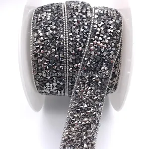 Tr044 Nóng Bán Nhựa Rhinestone Dải Đồng Chuỗi Sắt Trên Nhựa Đính Cườm Trim Cho Giày Và Quần Áo