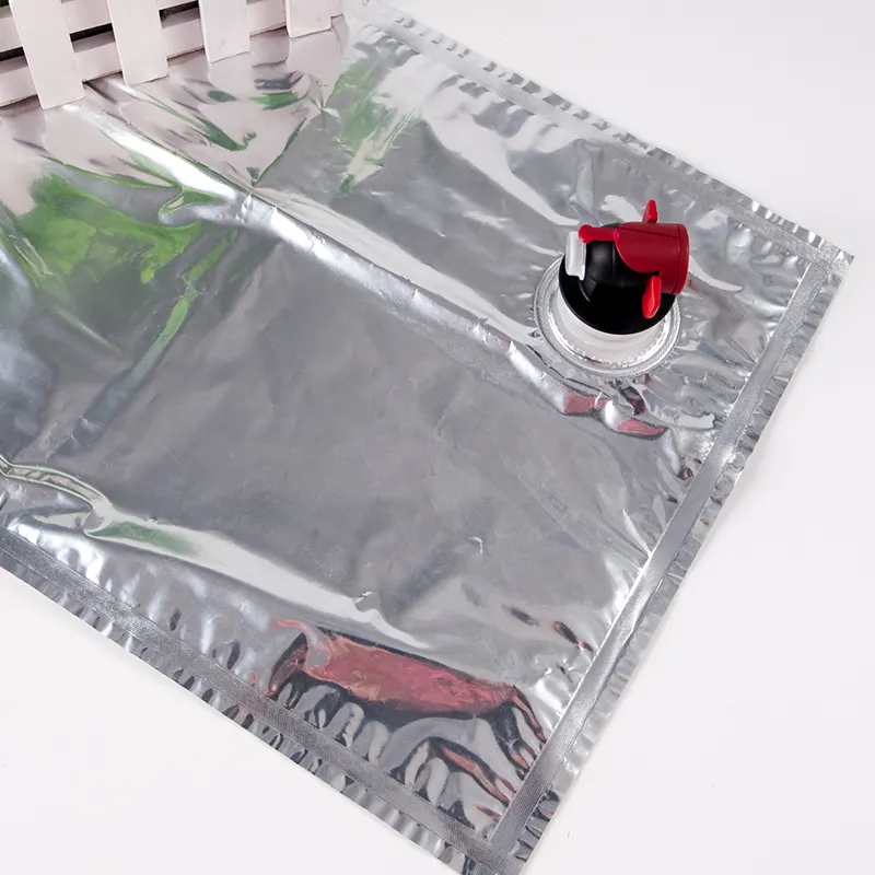 उच्च गुणवत्ता लाल शराब/तेल/पानी/रस डिटर्जेंट एल्यूमीनियम पन्नी वाल्व बैग में बॉक्स के साथ तरल के लिए नल वाल्व