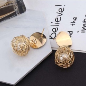 2019 nuevo estilo de aleación de tejido bola perla pendientes de nudo - Product Image 3
