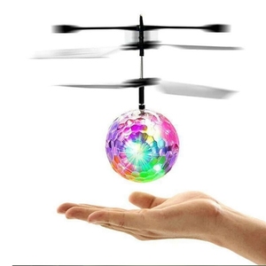 Jouet lumineux LED Lumière Induction lanternes Jouets Volants RC <span class=keywords><strong>Balle</strong></span> voler boules - Product Image 2