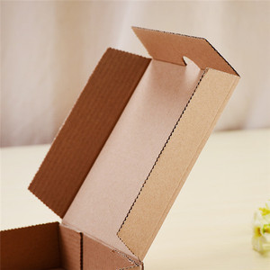 Bán buôn tùy chỉnh giấy sóng hộp bánh Pizza thiết kế logo in lớp phủ UV dập dập nổi Matt cán bao bì thực phẩm - Product Image 4