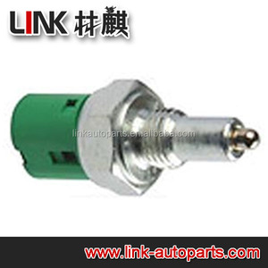 Interruptor de Luz de Reversa USADO para Renault 8200008194 - Product Image 2