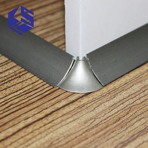 Profilés de finition en aluminium <span class=keywords><strong>pour</strong></span> <span class=keywords><strong>carrelage</strong></span> de salle de bain, coins et extrémités - Product Image 2