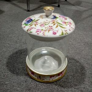 Barattoli di <span class=keywords><strong>Vetro</strong></span> Dorati di Media Grandezza <span class=keywords><strong>con</strong></span> Coperchi in Ceramica, Ecologici e Sostenibili per la Conservazione degli Alimenti - Product Image 2