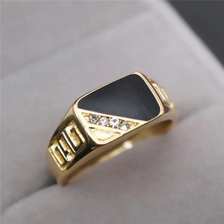 Fashion Perhiasan Klasik Warna Emas Cincin Pernikahan Rhinestone Hitam Enamel Cincin untuk Pria Pesta Natal Hadiah