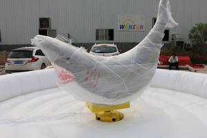 WINSUN Nuevo Juego Inflable Mecánico de Rodeo con Tiburón, Juegos Inflables para Fiestas en Venta - Product Image 3