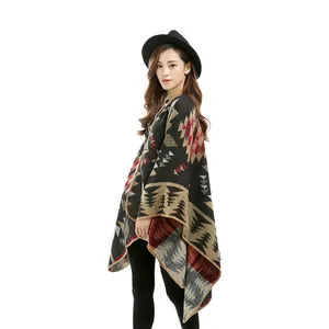 फैशन महिला शरद ऋतु सर्दियों 2019 कश्मीरी जातीय शैली नक़ल कश्मीरी शाल झालरदार प्रतिवर्ती केप
