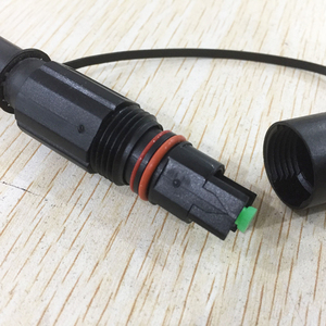 Cable de conexión de fibra de caída FTTH para exteriores con conector SC de 2x3mm - Product Image 5