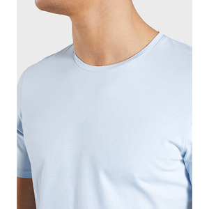 Venta al por mayor de encargo Camiseta de algodón liso recto con espalda alargada bajo los hombres camiseta de - Product Image 3