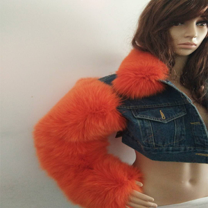 Women Winter Jeans <strong>Short</strong> Style <strong>Denim</strong> <strong>Jacket</strong> with Real Raccoon Fur Collar Fur Arm - Product Image 3