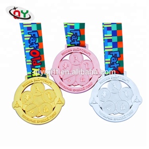 El más nuevo diseño de 1st 2nd 3rd medalla oro plata cobre 3D Fútbol Deportivo medallas <span class=keywords><strong>en</strong></span> <span class=keywords><strong>venta</strong></span> - Product Image 3