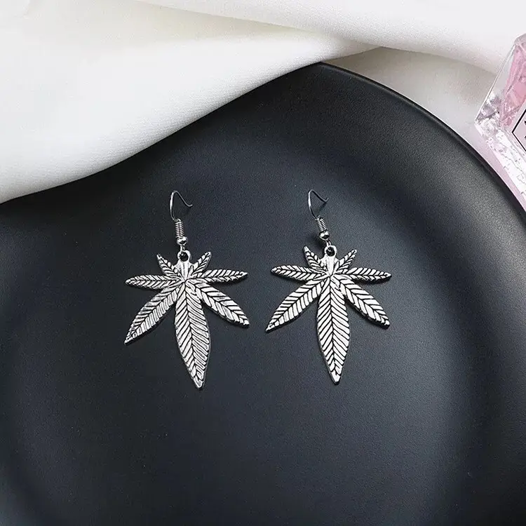 Rap Phong Cách Trang Sức Chống Bạc Maple Shape Dangle Earrings Weed Leaf Jewelry Pot Leaf Earrings Đối Với Phụ Nữ 2020