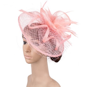 Chapeaux de cérémonie pour femmes en sinamay et mousseline, ornés de fleurs et de plumes, pour fêtes et mariages - Product Image 6