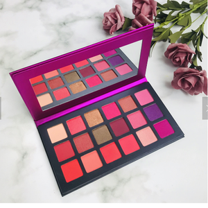 2019 nuevo estilo de belleza cosméticos 18 colores mate y brillo paleta de sombra de ojos maquillaje imprimir el logotipo paleta de sombra de ojos maquillaje - Product Image 4