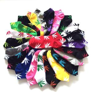 Unisex Weed Leaf Jacquard Cotton Sport <strong>Socks</strong> Men Women Novelty Fun Crew Colorful Weed Leaves Ankle <strong>Socks</strong> - Product Image 1