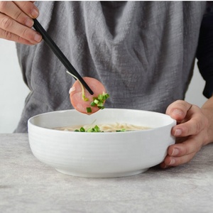 Blanco al por mayor de encargo de cerámica de fideos ramen tazón para <span class=keywords><strong>restaurante</strong></span> - Product Image 1