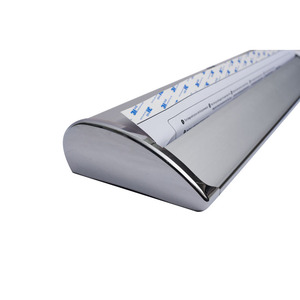 Exhibidores de <span class=keywords><strong>Banner</strong></span> Enrollable de Lujo con Base Ancha y Pantalla Única - Product Image 1
