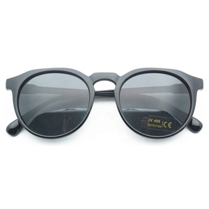 Caliente diseñador de moda Popular PC personalizado gafas de sol de Marca España gafas de sol con UV400 CE - Product Image 2
