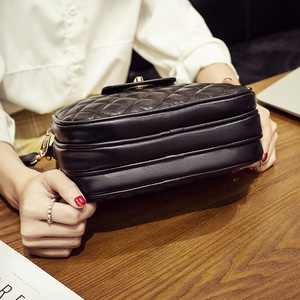 <span class=keywords><strong>Borsa</strong></span> a <span class=keywords><strong>Tracolla</strong></span> da Donna in Pelle PU Ricamata alla Moda Personalizzabile con <span class=keywords><strong>Tre</strong></span> Cerniere - Product Image 4