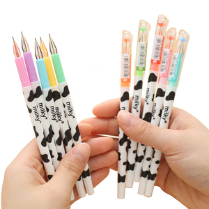 Pena Gel Tanda Tangan Kartun Kreatif 12 Warna Susu Warna-warni Pulpen Gel Kawaii - Product Image 3