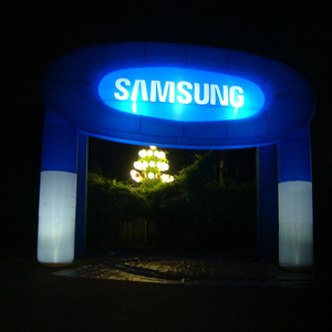 Nuevo diseño al aire libre gran cuatro piernas iluminación led azul <span class=keywords><strong>arco</strong></span> inflable - Product Image 3