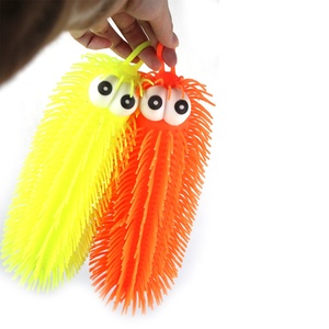 Jouet squishy de chenille en peluche clignotante tpr light up puff ball avec yoyo - Product Image 3