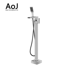 Noir Et Chromé De Luxe Plancher <span class=keywords><strong>Autoportant</strong></span> Monté CUPC De <span class=keywords><strong>Bain</strong></span> Robinets De <span class=keywords><strong>Douche</strong></span>, Salle De Bains <span class=keywords><strong>Douche</strong></span> Ensemble - Product Image 5