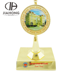 De metal de encargo campeón de <span class=keywords><strong>la</strong></span> Copa de trofeo con base - Product Image 3