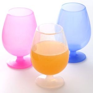 كوب من السيليكون أكواب نبيذ من السيليكون بماصات مماثلة من السيليكون - Product Image 1