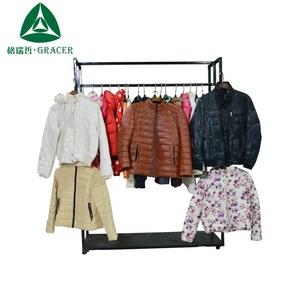 Venta al por mayor <span class=keywords><strong>de</strong></span> ropa vintage <span class=keywords><strong>de</strong></span> <span class=keywords><strong>los</strong></span> <span class=keywords><strong>hombres</strong></span> chaqueta <span class=keywords><strong>de</strong></span> las señoras Pakistán estilo ropa en pacas - Product Image 3