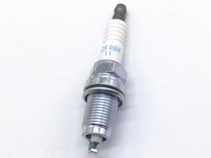Spark Plug OEM 9807B-5617W IZFR6K-11 9807B5617W <span class=keywords><strong>IZFR6K11</strong></span> Hon-da-ccord C-ivic CR-V-cura CL - Product Image 2