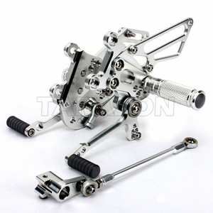 moto cnc lega di alluminio di alta qualità serie posteriore poggiapiedi per aprilia <span class=keywords><strong>RSV</strong></span> 1000 r fabbrica - Product Image 1