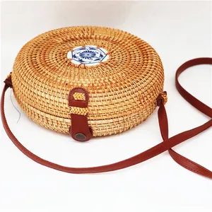 Bolsa redonda de rattan boêmio Bali 2024 Ins, bolsa de ombro redonda com alça longa para mulheres, bolsa retrô redonda de verão para praia, tecido à mão, ideal para mulheres