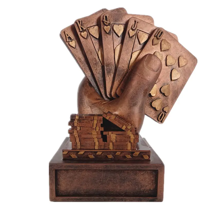 Novel Ontwerp Decoratieve Hars Poker Trophy Cup