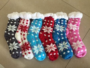 Chaussettes chaudes en tricot épais doublé de molleton, chaussons d'hiver à motif de flocon de neige de noël - Product Image 3